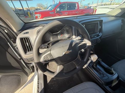 Used 2019 Chevrolet Colorado W/T w/ WT Convenience Package image 15