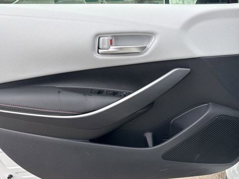Used 2024 Toyota Corolla SE image 10