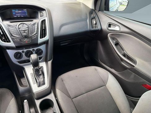 Used 2012 Ford Focus SE FWD image 26