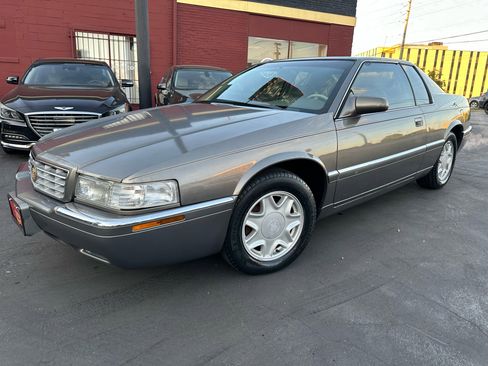 Used 1999 Cadillac Eldorado w/ Comfort/Convenience Pkg image 2