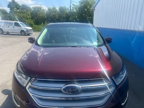 Used 2017 Ford Edge SEL w/ Equipment Group 201A AWD/4WD image 3