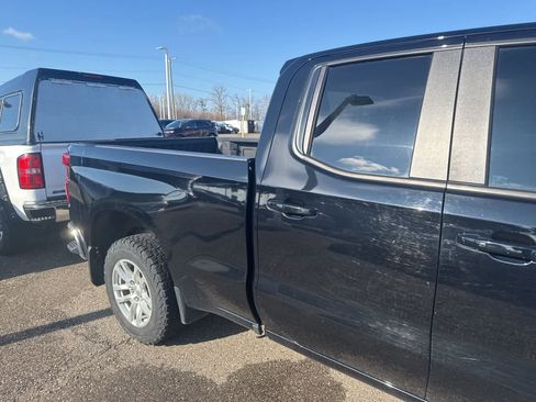 Used 2021 Chevrolet Silverado 1500 LT w/ Z71 Off-Road Package image 21