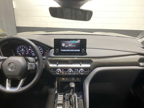 Certified 2024 Acura Integra image 10