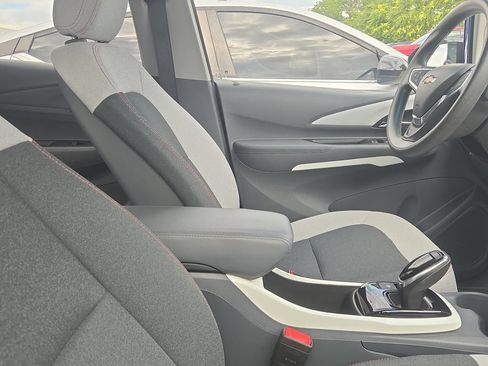 Used 2020 Chevrolet Bolt LT FWD image 6