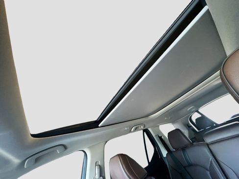 Used 2025 Honda Pilot Elite image 23