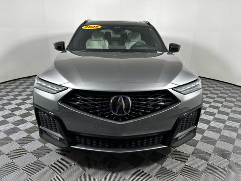 Used 2025 Acura MDX A-Spec image 2