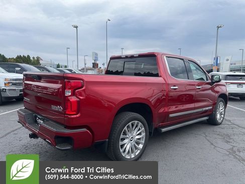 Used 2023 Chevrolet Silverado 1500 High Country AWD/4WD image 7