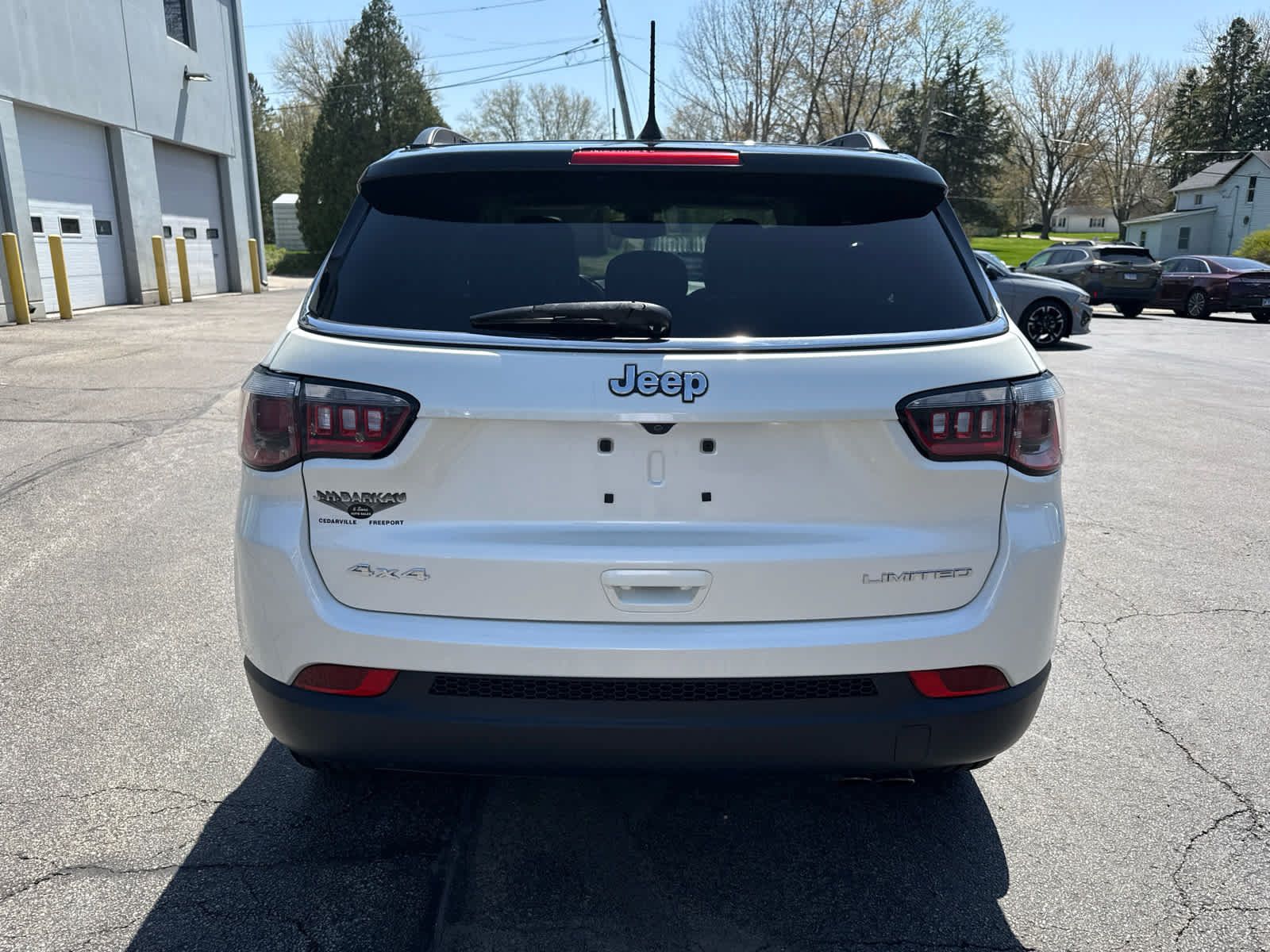 Used 2018 Jeep Compass Limited w/ Navigation Group AWD/4WD image 4