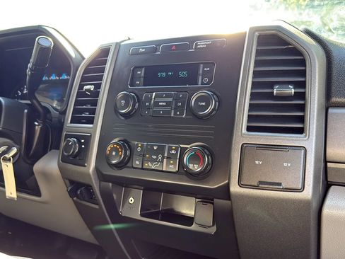 Used 2017 Ford F250 XL w/ Power Equipment Group AWD/4WD image 37