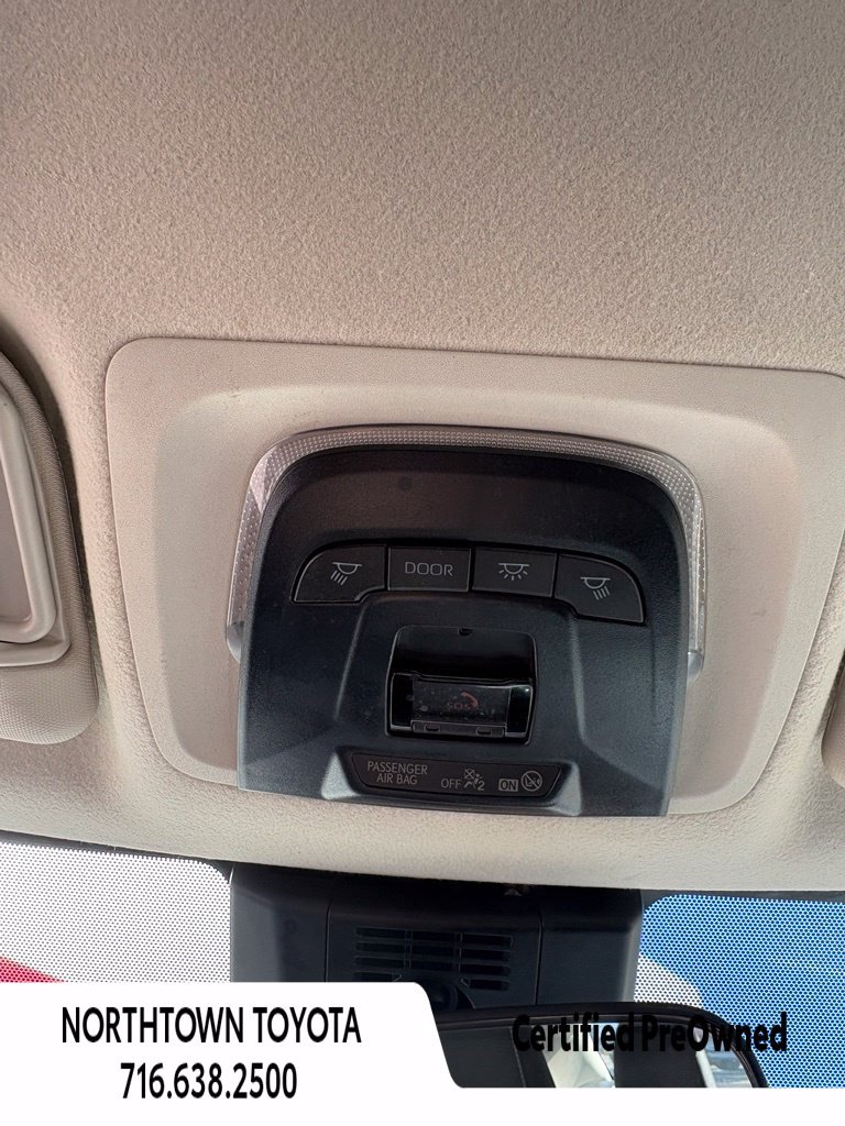 Used 2023 Toyota Corolla LE w/ Carpet Mat Package (TMS) FWD image 26