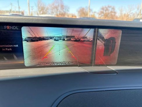 Certified 2024 Lincoln Nautilus Premier w/ Equipment Group 102A image 25