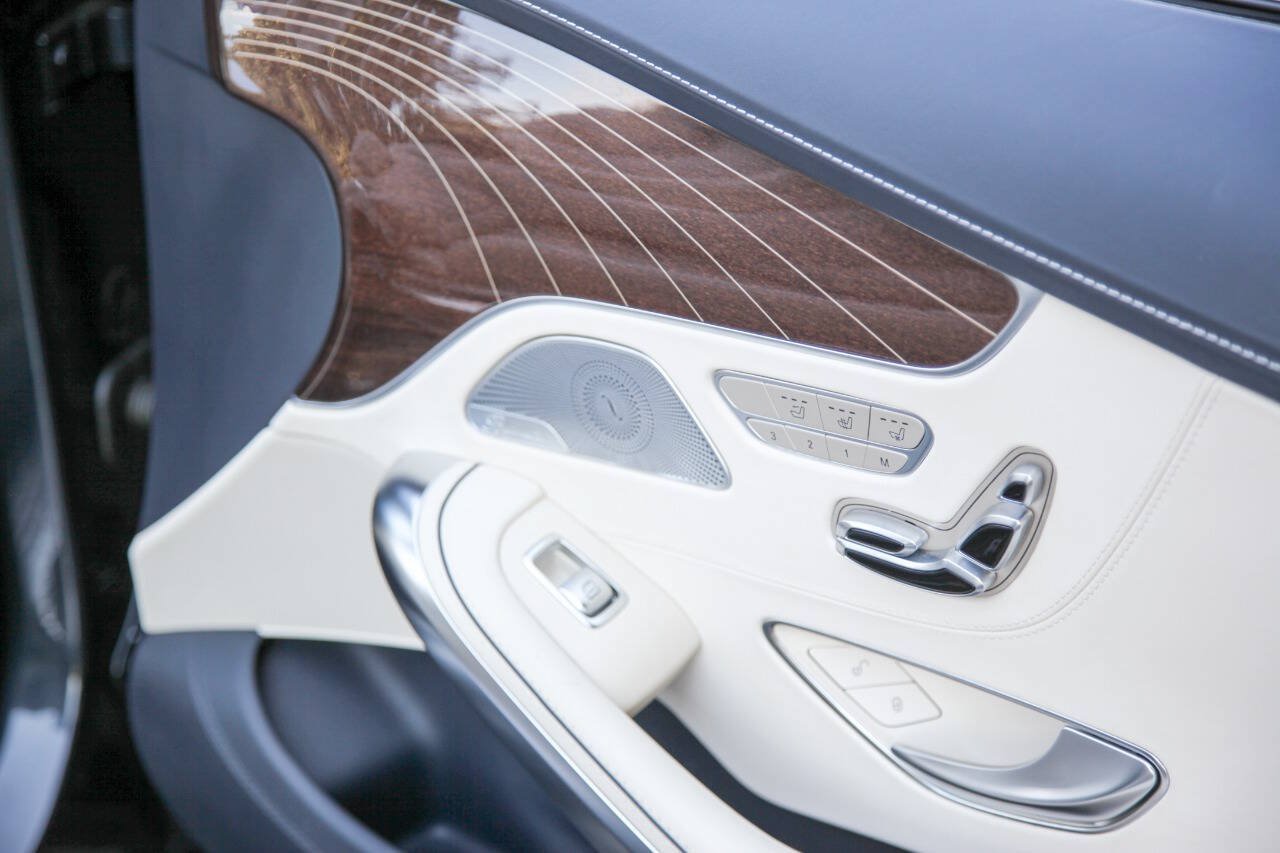 Used 2019 Mercedes-Benz S 63 AMG 4MATIC Cabriolet image 66
