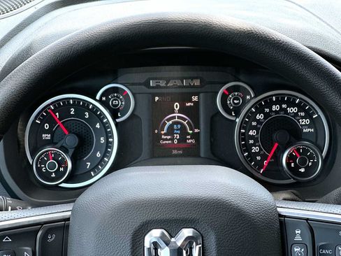 New 2026 RAM 2500 Tradesman AWD/4WD image 19