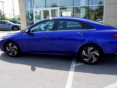 Used 2024 Hyundai Elantra SEL w/ Convenience Package image 7