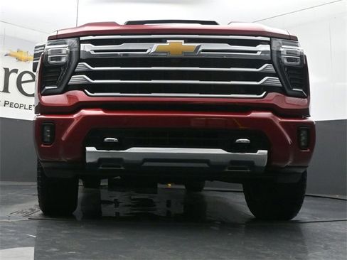 Used 2024 Chevrolet Silverado 2500 High Country w/ High Country Premium Package image 54