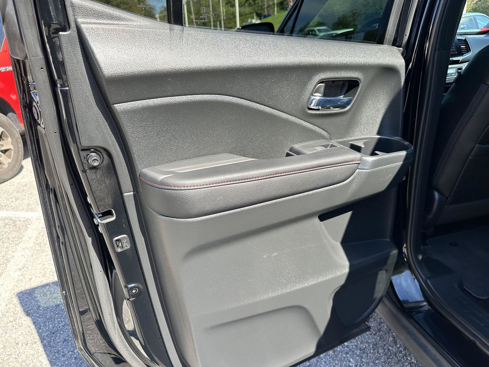 Certified 2023 Honda Ridgeline Black Edition image 37