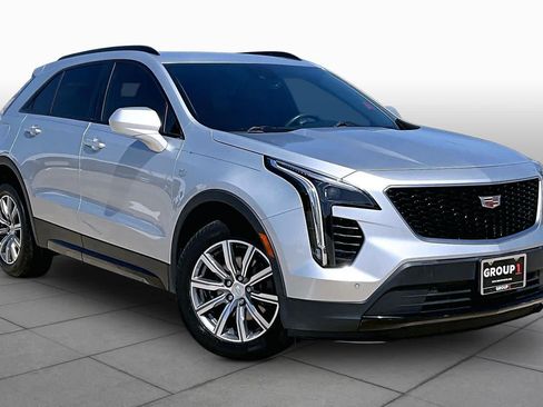 Used 2020 Cadillac XT4 Sport FWD image 3