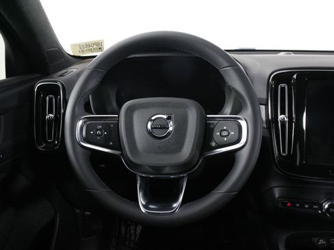 Certified 2023 Volvo C40 P8 Recharge Plus w/ Climate Package image 8