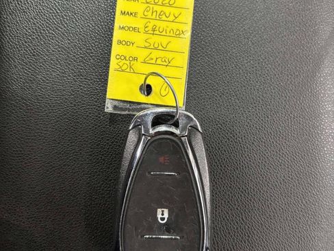 Used 2020 Chevrolet Equinox LT image 40