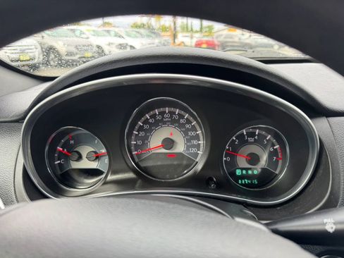 Used 2012 Chrysler 200 LX FWD image 14