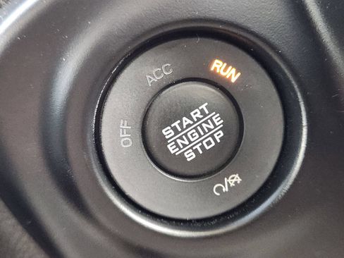 Used 2021 Jeep Gladiator Mojave AWD/4WD image 21