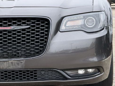 Used 2023 Chrysler 300 S image 8