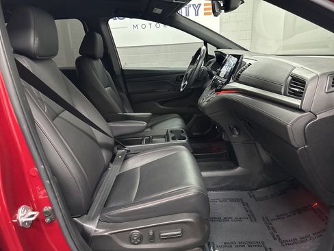 Used 2023 Honda Odyssey Sport image 21