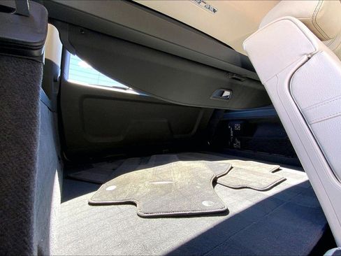 Used 2020 Mercedes-Benz GLE 350 4MATIC image 28