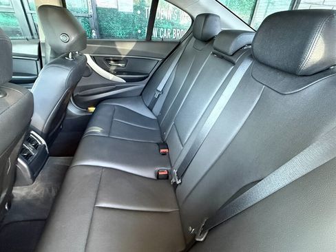 Used 2015 BMW 320i Sedan RWD image 22