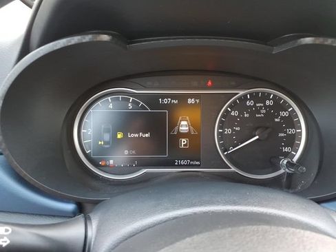 Certified 2025 Nissan Versa SV FWD image 24