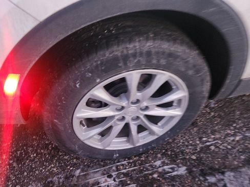 Used 2021 Buick Envision Preferred image 4