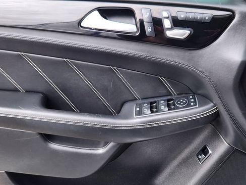 Used 2019 Mercedes-Benz GLE 63 AMG 4MATIC image 11