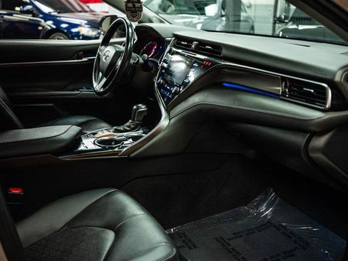 Used 2019 Toyota Camry XSE w/ Driver Assist Package image 12