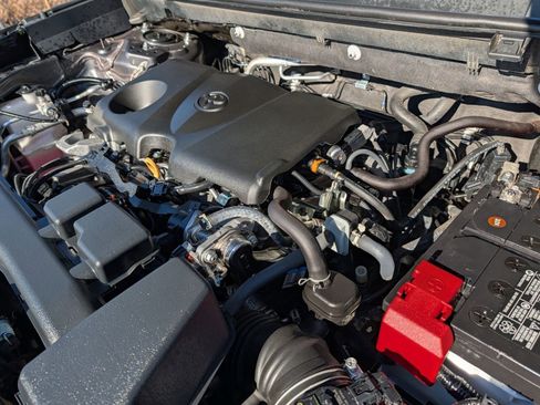 Used 2024 Toyota RAV4 LE image 27