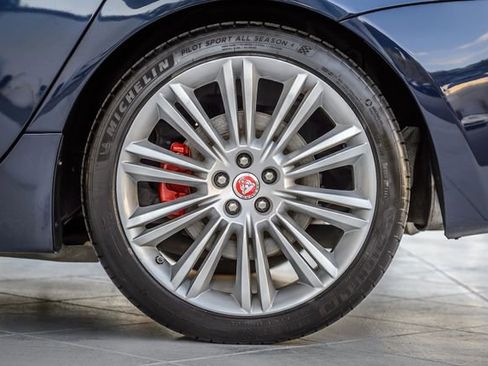 Used 2015 Jaguar XJ L Portfolio image 14