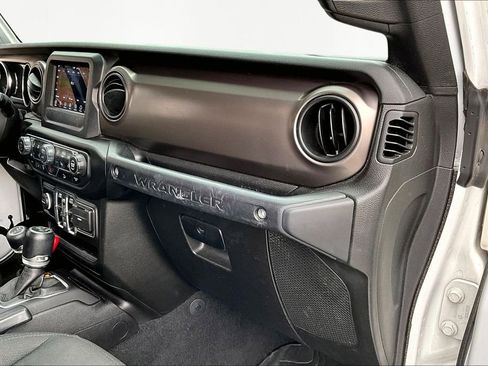 Used 2020 Jeep Wrangler Unlimited Sport S image 18