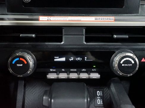 Certified 2024 Toyota Tacoma SR5 image 22