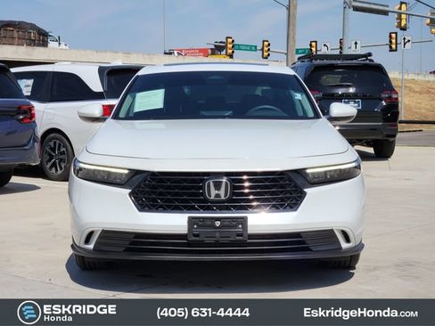 Used 2023 Honda Accord EX image 2