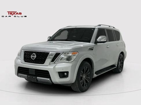 Used 2020 Nissan Armada Platinum w/ Captain's Chairs Package RWD image 3