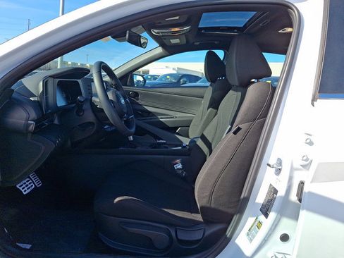 New 2026 Hyundai Elantra SEL Sport Premium image 11