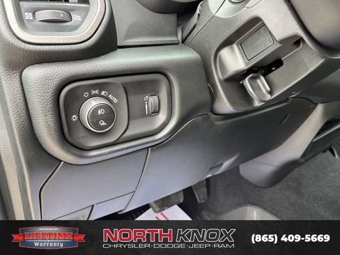 New 2026 RAM 2500 Warlock AWD/4WD image 7