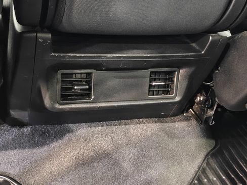 Used 2022 Chevrolet Silverado 1500 LT w/ Fleet Comfort Package AWD/4WD image 29