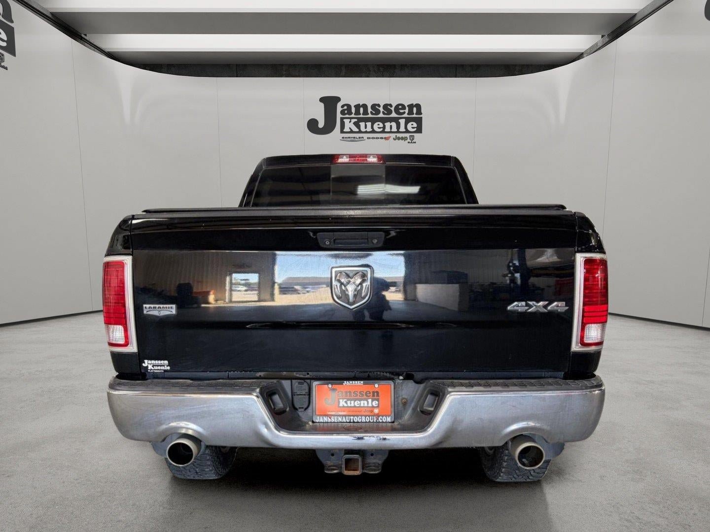 Used 2014 RAM 1500 Laramie AWD/4WD image 2