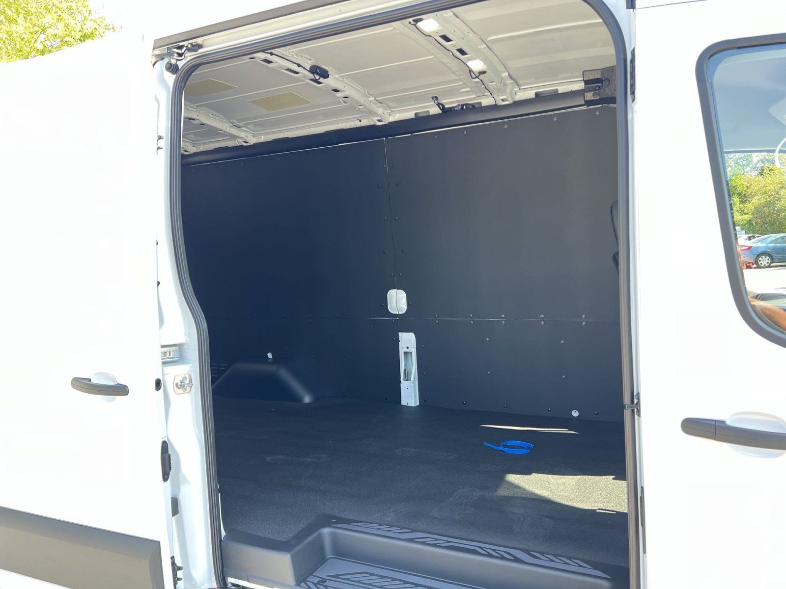 New 2027 Ford Transit 250 148 Medium Roof w/ Load Area Protection Package RWD image 23