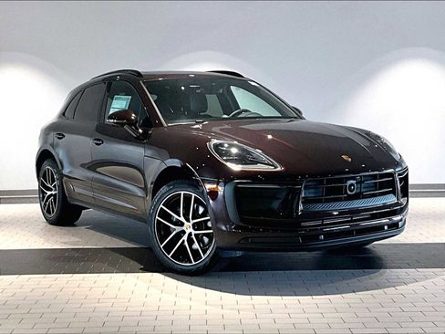 New 2026 Porsche Macan image 9