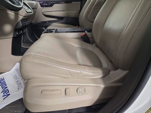 Used 2023 Honda Odyssey Touring image 30