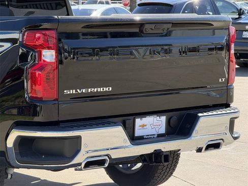 New 2026 Chevrolet Silverado 1500 LT w/ Texas Edition Plus image 6