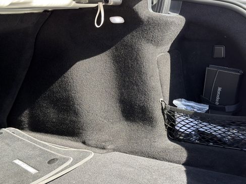 Used 2022 Mercedes-Benz S 500 4MATIC w/ AMG Line Package image 38