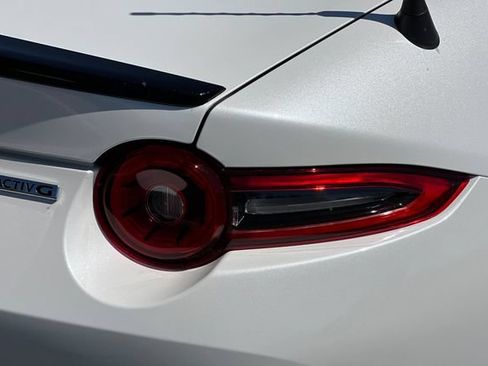 New 2026 MAZDA MX-5 Miata Club w/ Interior Package RWD image 30