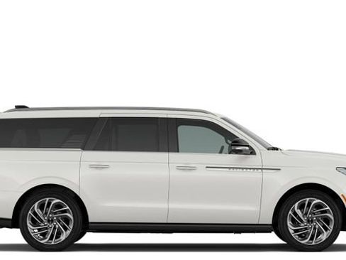 New 2026 Lincoln Navigator L Reserve image 5